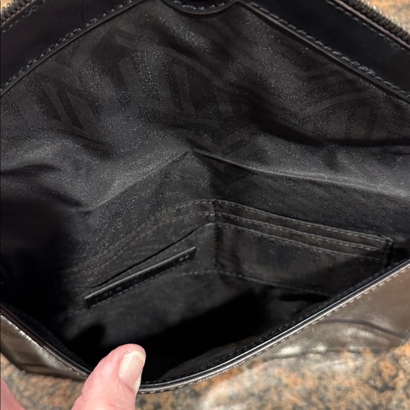 Rebecca Minkoff Glittery Metallic Envelope Clutch. - Picture 6 of 9